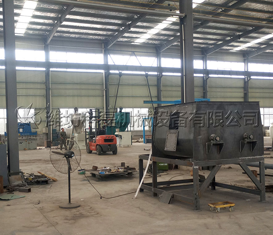 攪(jiǎo)拌機生産車間(jian)一角 第1張