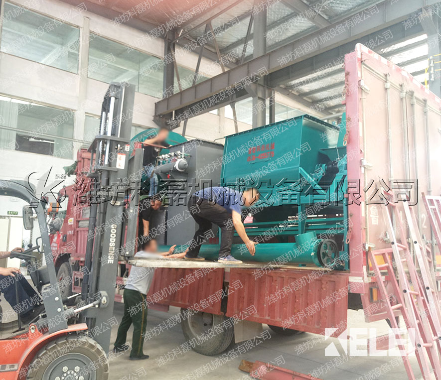 KL配料設(she)備發貨(huò)實拍 第(di)3張